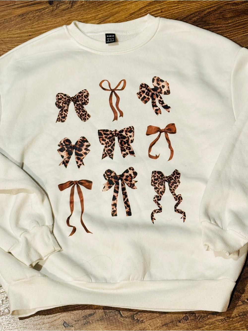 Leopard Bow Graphic Crewneck Sweater Size XS
